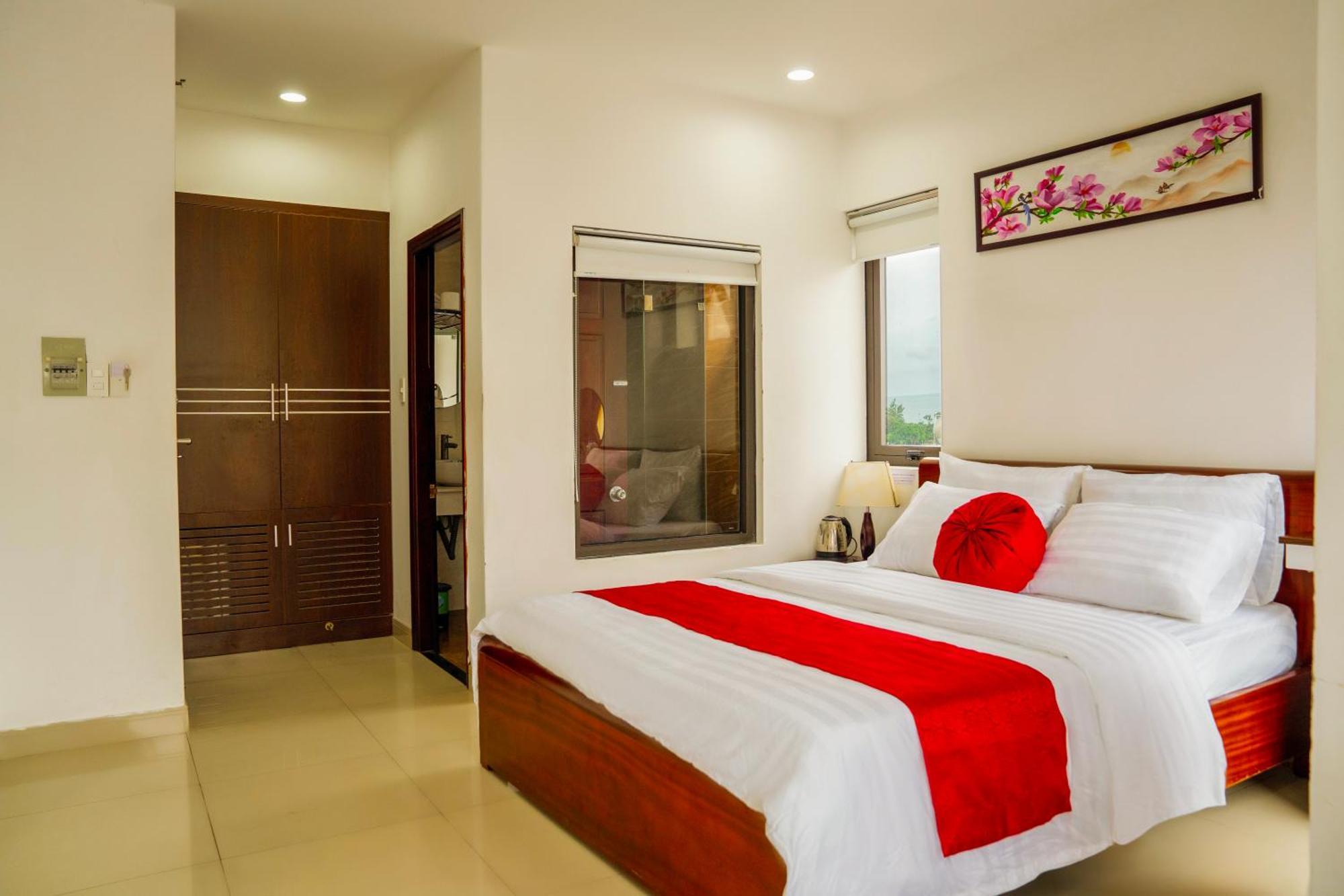 Khach San Trung Hieu Vung Tau Hotell Exteriör bild